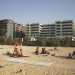 E la spiaggia fece il boom. Cominciarono ad arrivare in migliaia da tutti i quartieri...